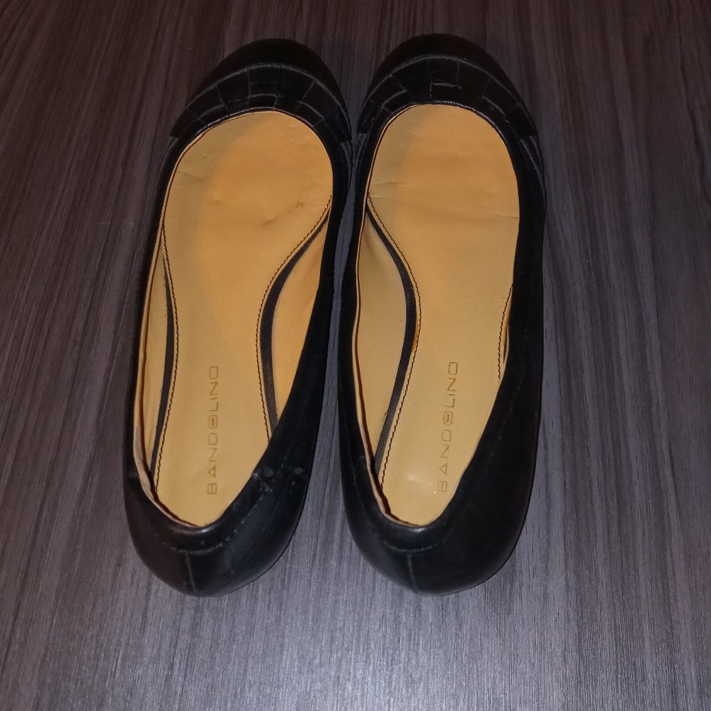 Black Flats - Picture 5 of 6
